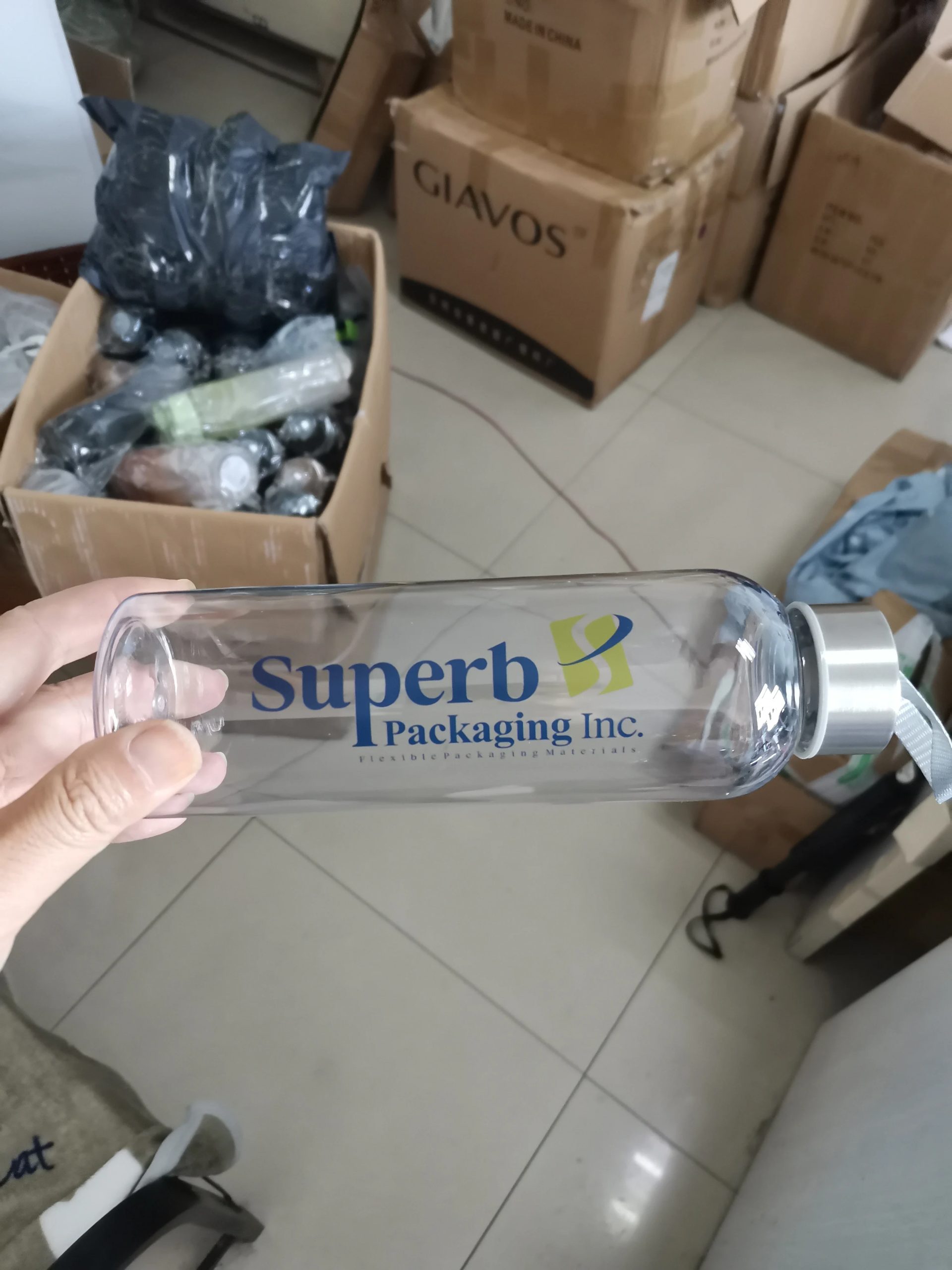 DIY Sports Water Bottles Portable 550ML Personalized Outdoor Safety Plastic Drinking Juice Cup Men Use For Gift Free Customized DIY Sports Water Bottles Portable 550ML Personalized Outdoor Safety Plastic Drinking Juice Cup Men Use For Gift Free Customized