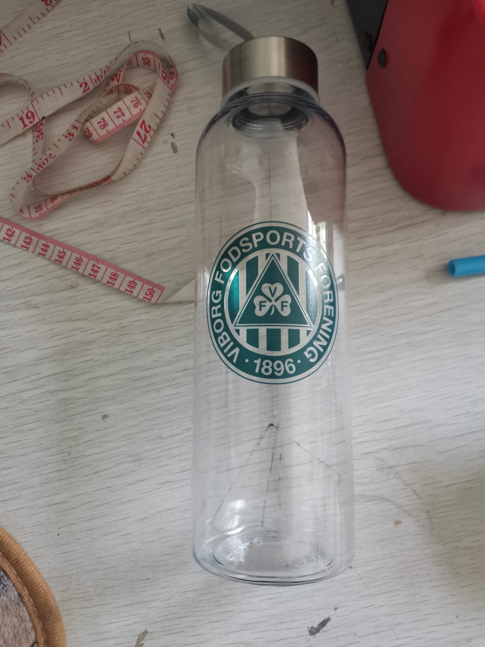 DIY Sports Water Bottles Portable 550ML Personalized Outdoor Safety Plastic Drinking Juice Cup Men Use For Gift Free Customized DIY Sports Water Bottles Portable 550ML Personalized Outdoor Safety Plastic Drinking Juice Cup Men Use For Gift Free Customized
