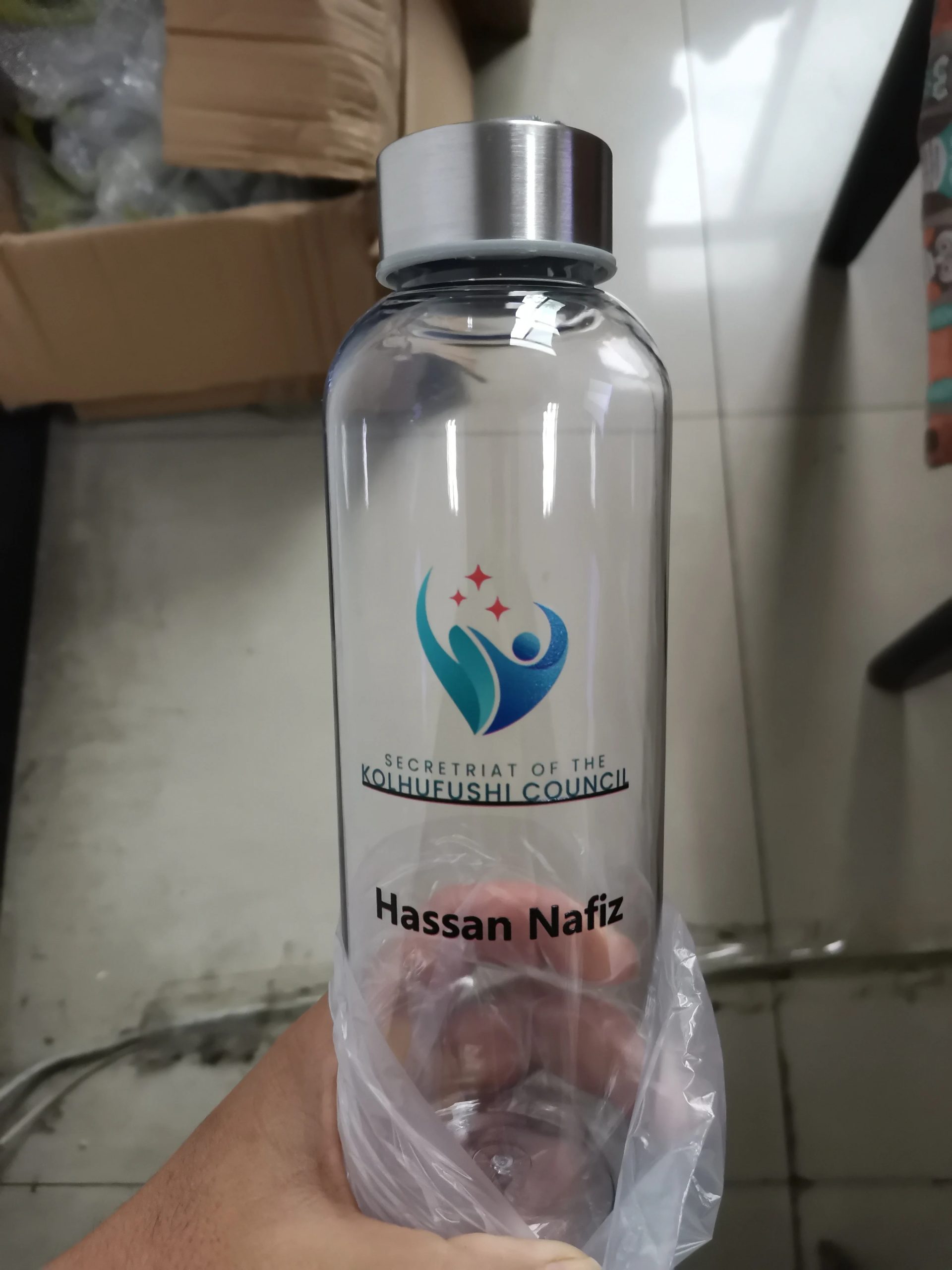 DIY Sports Water Bottles Portable 550ML Personalized Outdoor Safety Plastic Drinking Juice Cup Men Use For Gift Free Customized DIY Sports Water Bottles Portable 550ML Personalized Outdoor Safety Plastic Drinking Juice Cup Men Use For Gift Free Customized